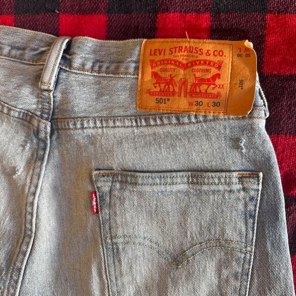 Levi's Jeans Womens 28x28 SIze 6 - 8 Blue 501 Distressed Custom Flare Denim - Picture 3 of 5